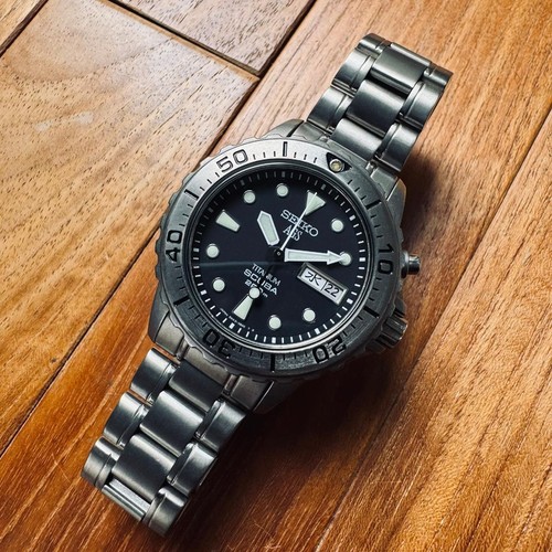 Montre plongée seiko - de, ags